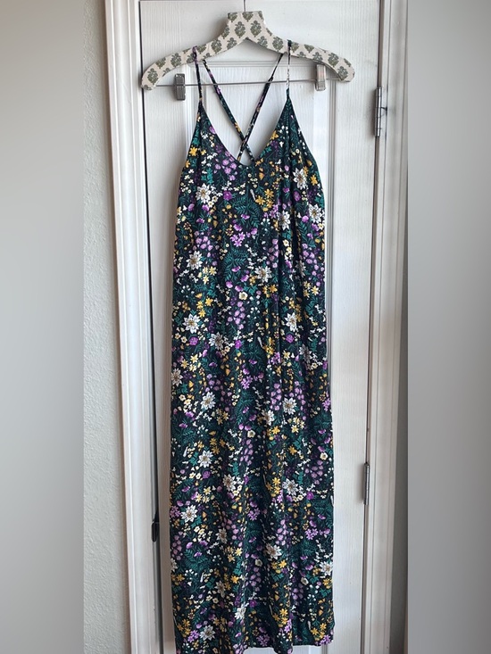 Old Navy Dresses & Skirts - Old Navy Black Floral V-Neck Maxi Slip Dress Adjustable Cross Back Size S